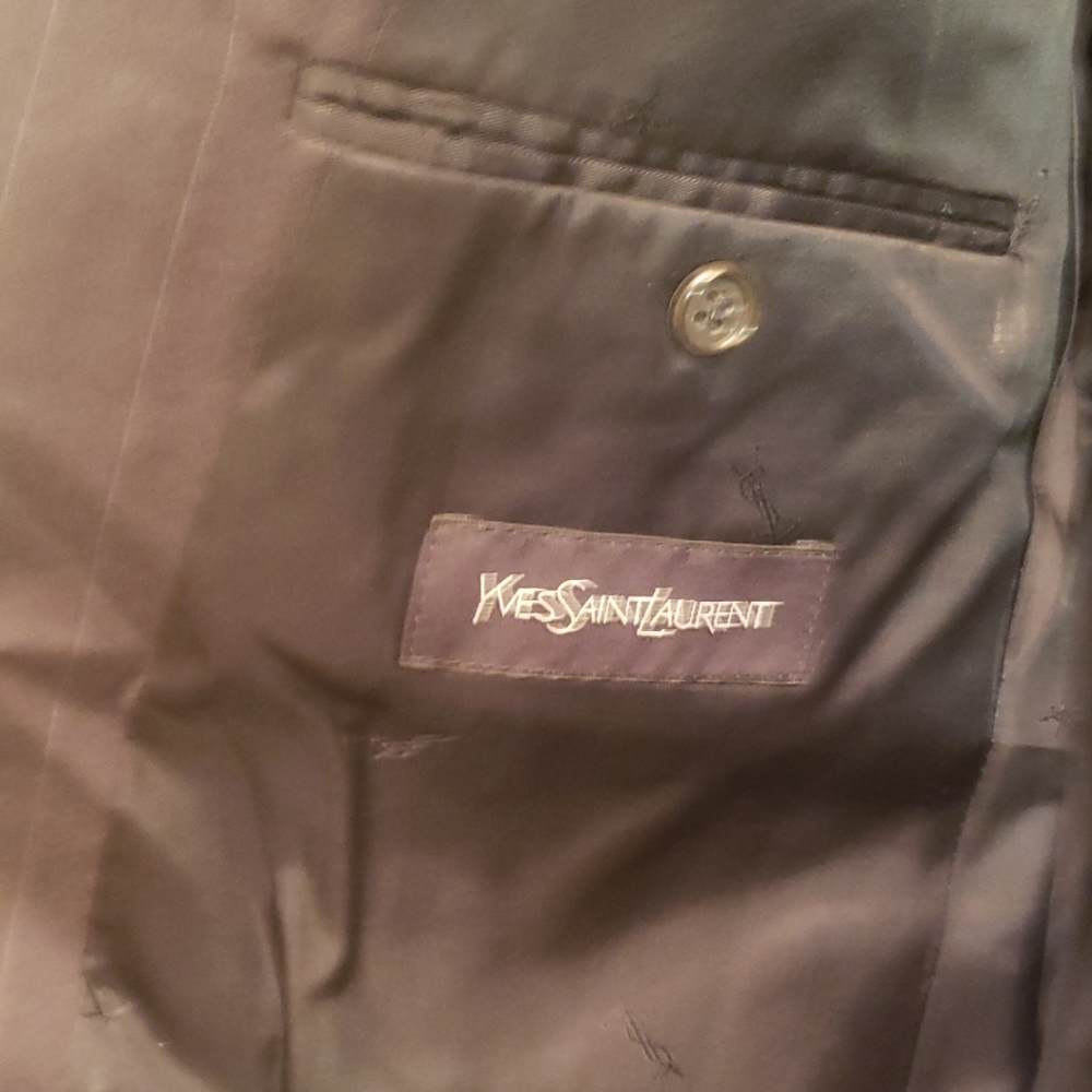 Yves Saint Laurent Black Blazer w/ Pinstripe 42R - Picture 4 of 7